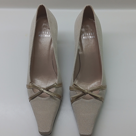 Stuart Weitzman - Picture 1 of 6